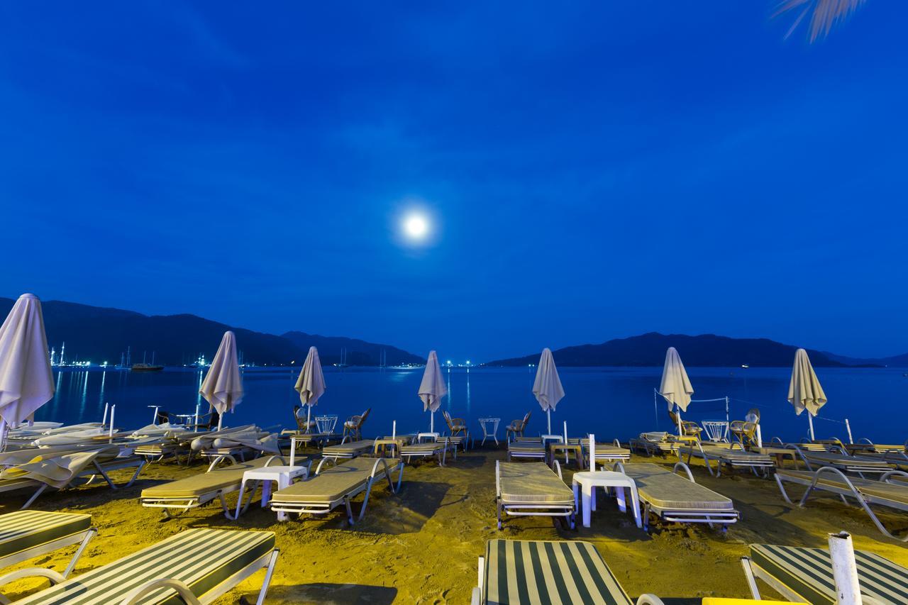Reis Beach Hotel 말마리스 외부 사진